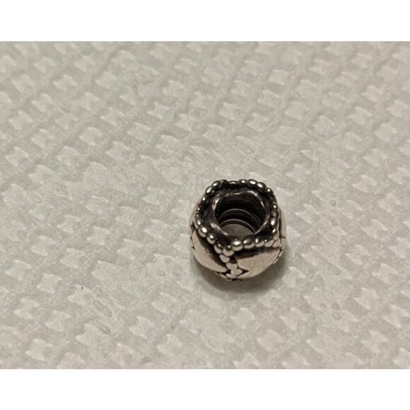 Authentic PANDORA Everlasting Love Charm - Picture 3 of 6